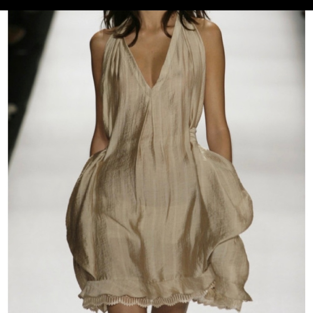 BCBG RUNWAY DRESS - Picture 7 of 8